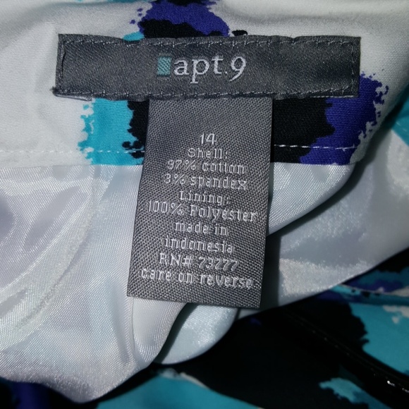 Beautiful pleated skirt - Picture 6 of 6